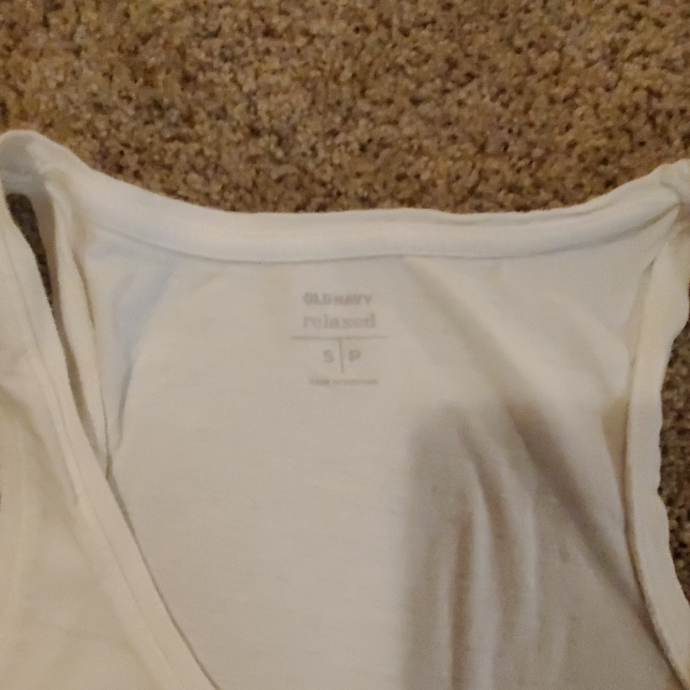 Old Navy Tank - Picture 2 of 2